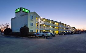 Hometowne Studios By Red Roof Philadelphia - Maple Shade, Nj